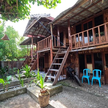 Maryan Moyo Bungalows & Resto Moyo Island Exterior photo