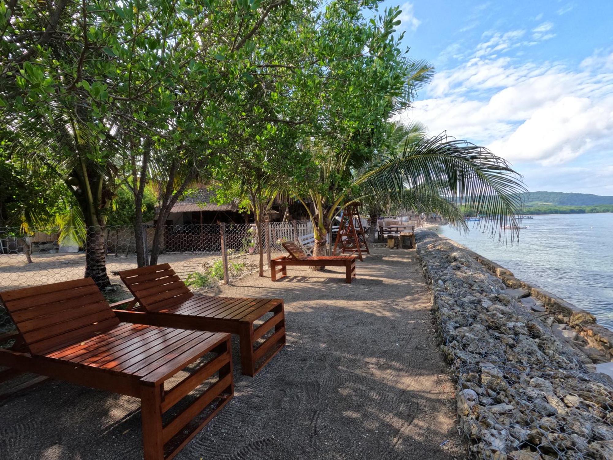 Maryan Moyo Bungalows & Resto Moyo Island Exterior photo